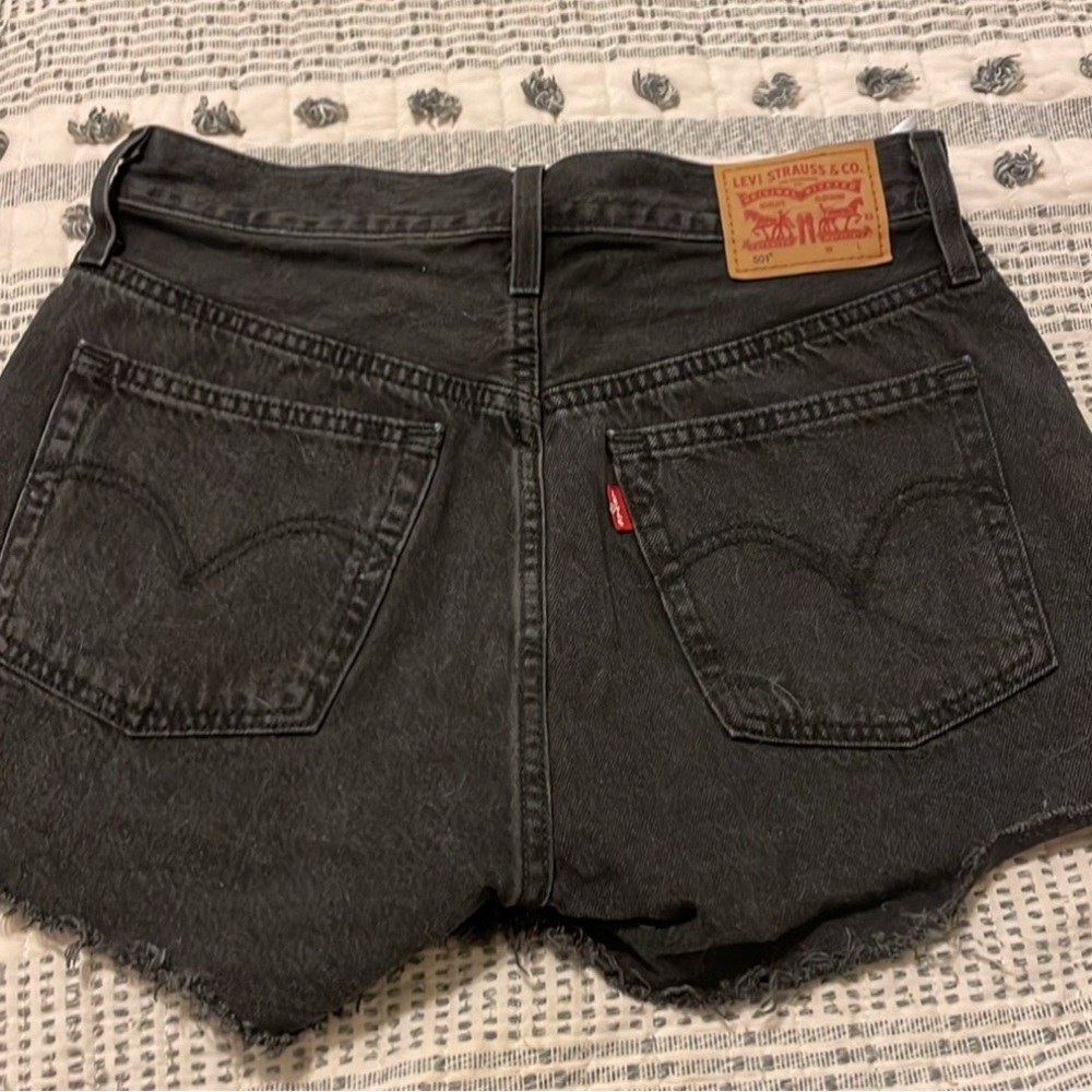 Levi jean shorts still available!!